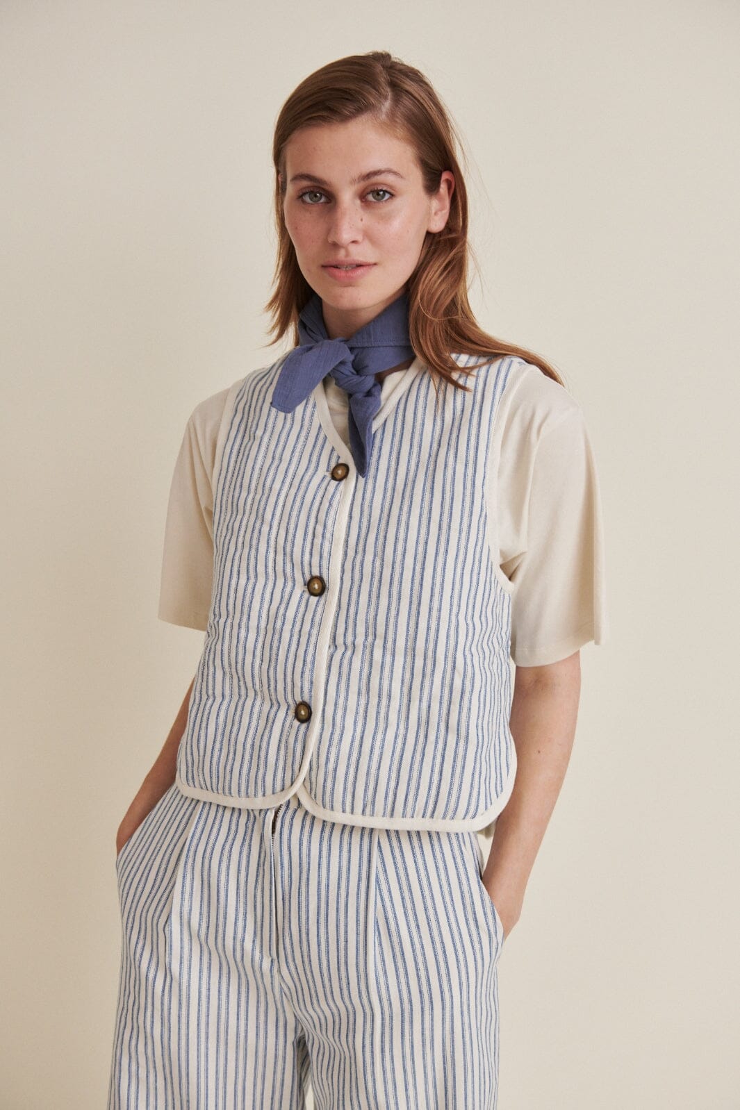 Basic Apparel - Trudie Vest - 688 Birch / Classic Blue Veste 