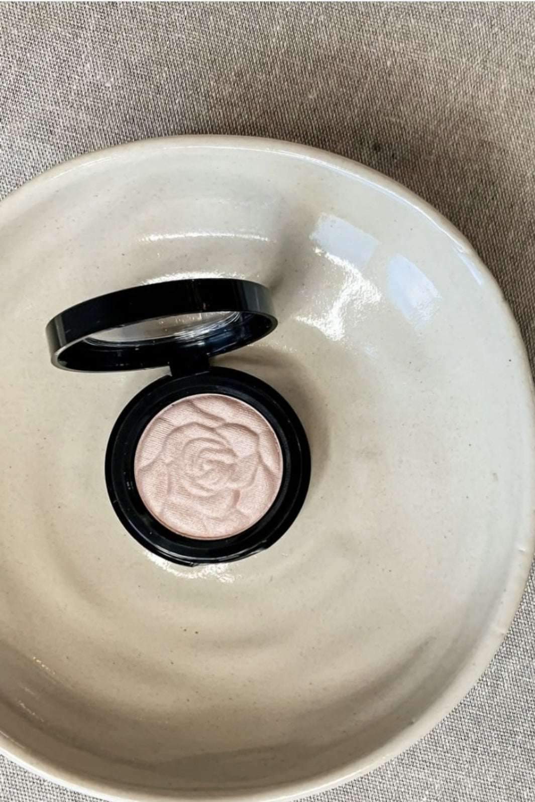 Sandstone - Don't Hide Highighter - 200 Peachy Pearl Makeup 