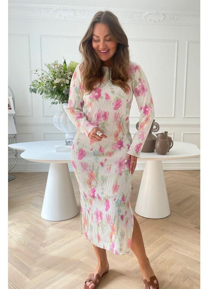 Forudbestilling - BYIC - Odaic Dress - pfbp Pink Flower Blush Print Kjoler 