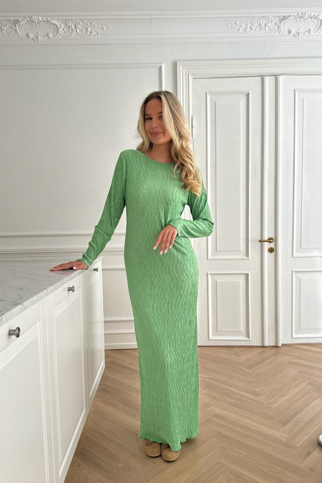 Forudbestilling - BYIC - Odaic Maxi Dress - green Green Kjoler 