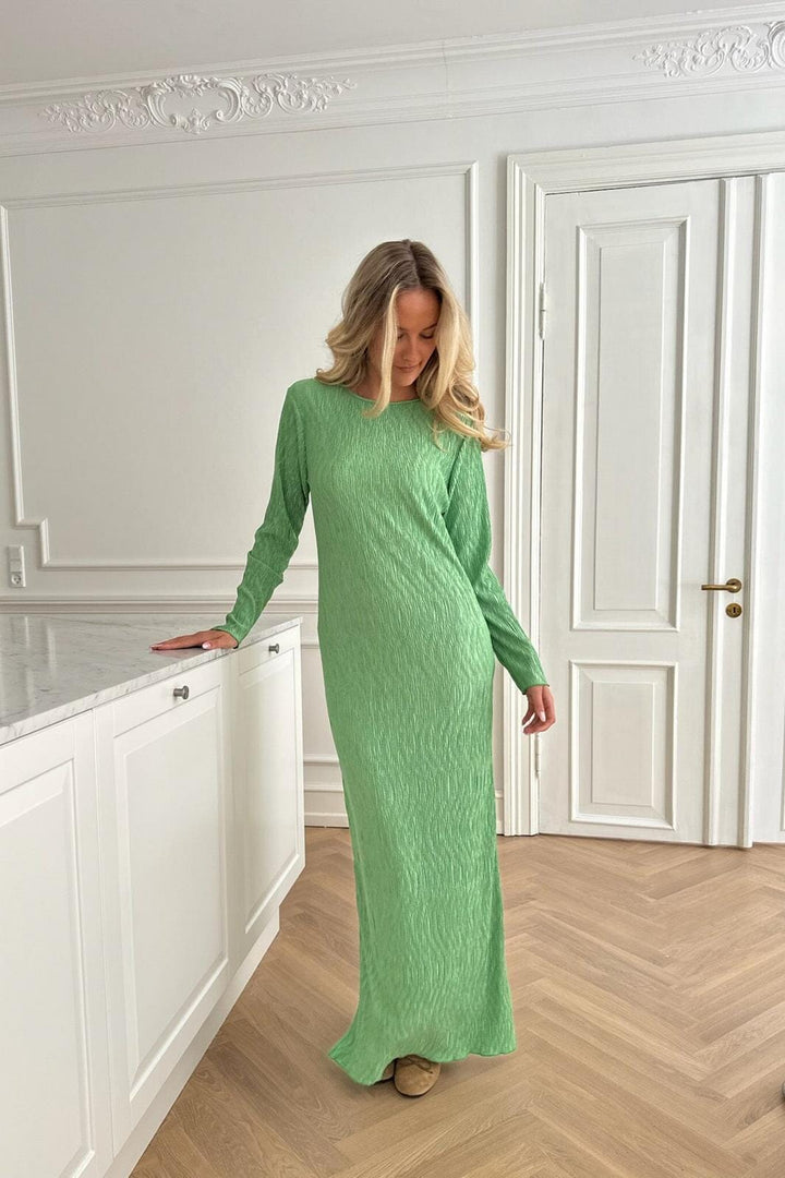 Forudbestilling - BYIC - Odaic Maxi Dress - green Green Kjoler 