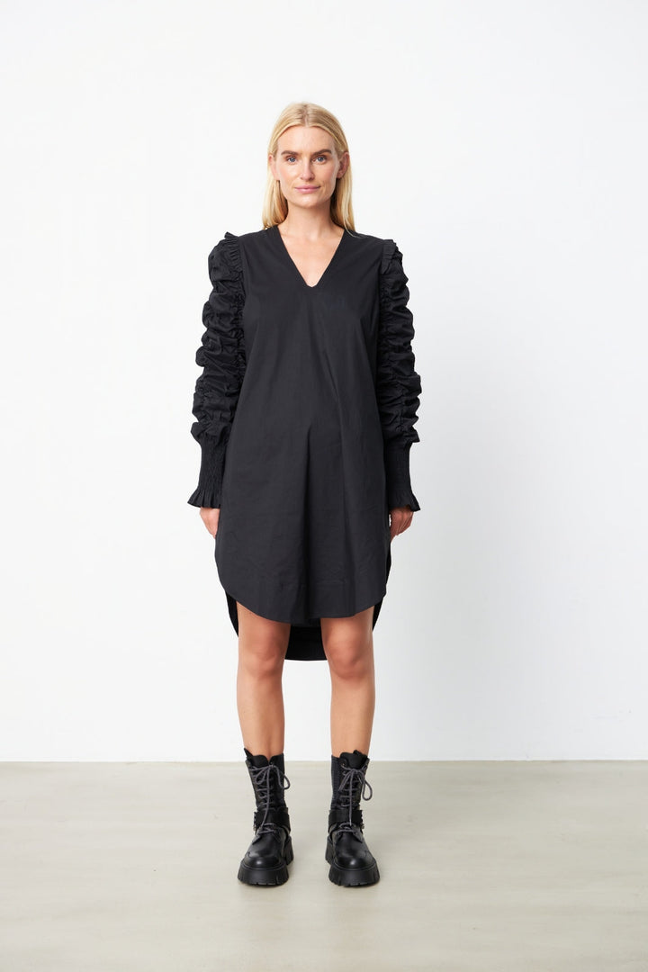 Forudbestilling - Gossia - MalenaGO Dress - Black (Oktober) Kjoler 