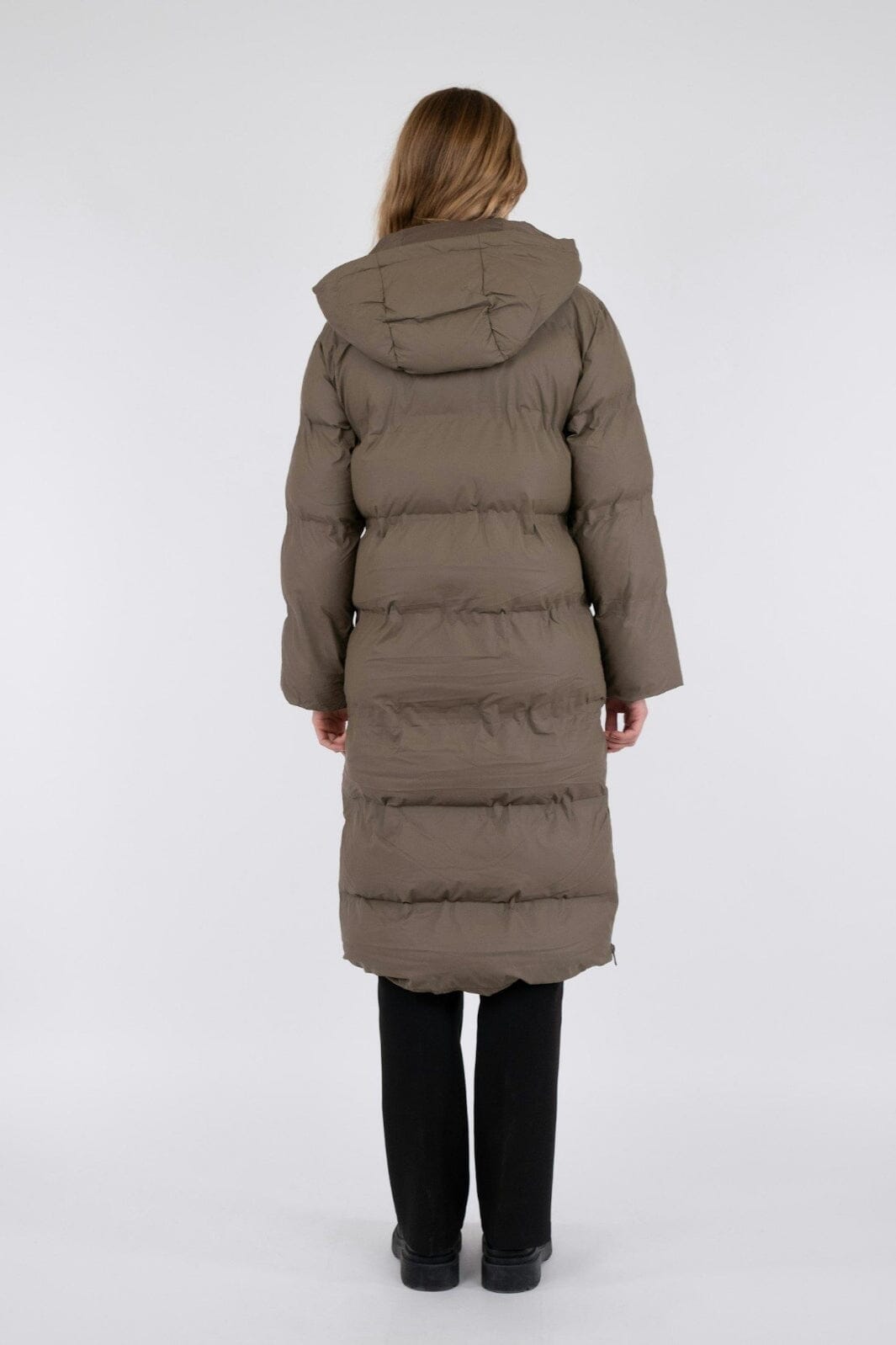 Forudbestilling - Neo Noir - Viviana C Puffer Jacket - Dark Taupe Jakker 