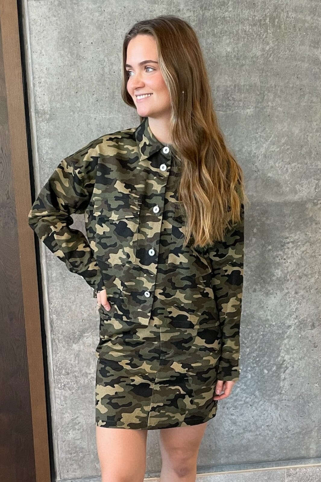 Forudbestilling - Pieces - Pcjessica Ls Shirt Jit - 4640732 Burnt Olive Camouflage Print Skjorter 