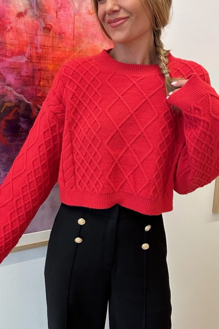 Forudbestilling - Valentin Studio - Cable Knit Blouse - Red Strikbluser 