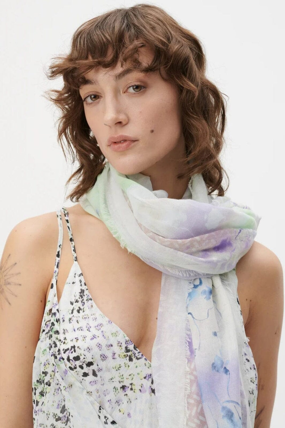 Lala Berlin - Scarf Avena - soft floral gloss Tørklæder 