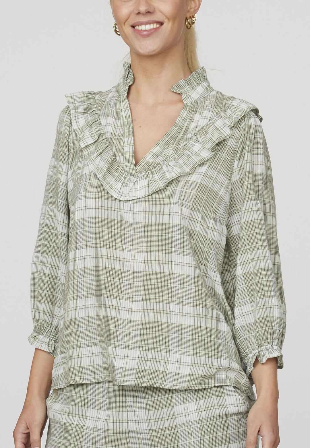 Love & Divine - Love1138-1 - 800 Khaki Check Bluser 