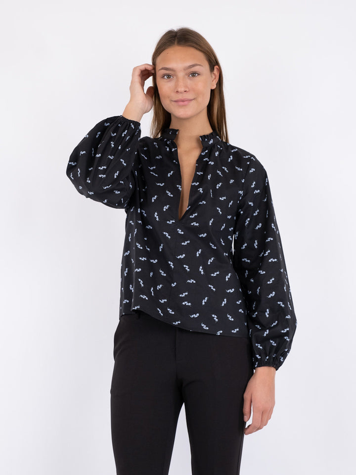 Neo Noir - Anett Little Flower Blouse - Black