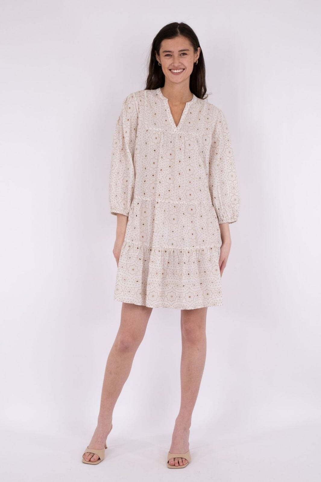 Neo Noir - Benvo Embroidery Dress - Sand 