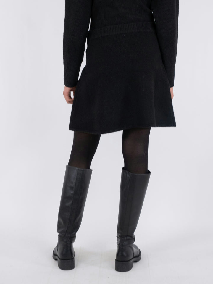 Neo Noir - Gisa Knit Skirt - Black