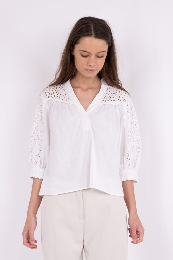 Neo Noir - Kita Embroidery Blouse - White Bluser 