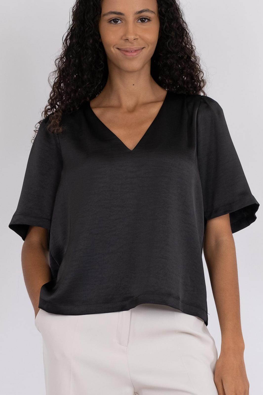 Neo Noir - Largo Heavy Sateen Blouse - Black