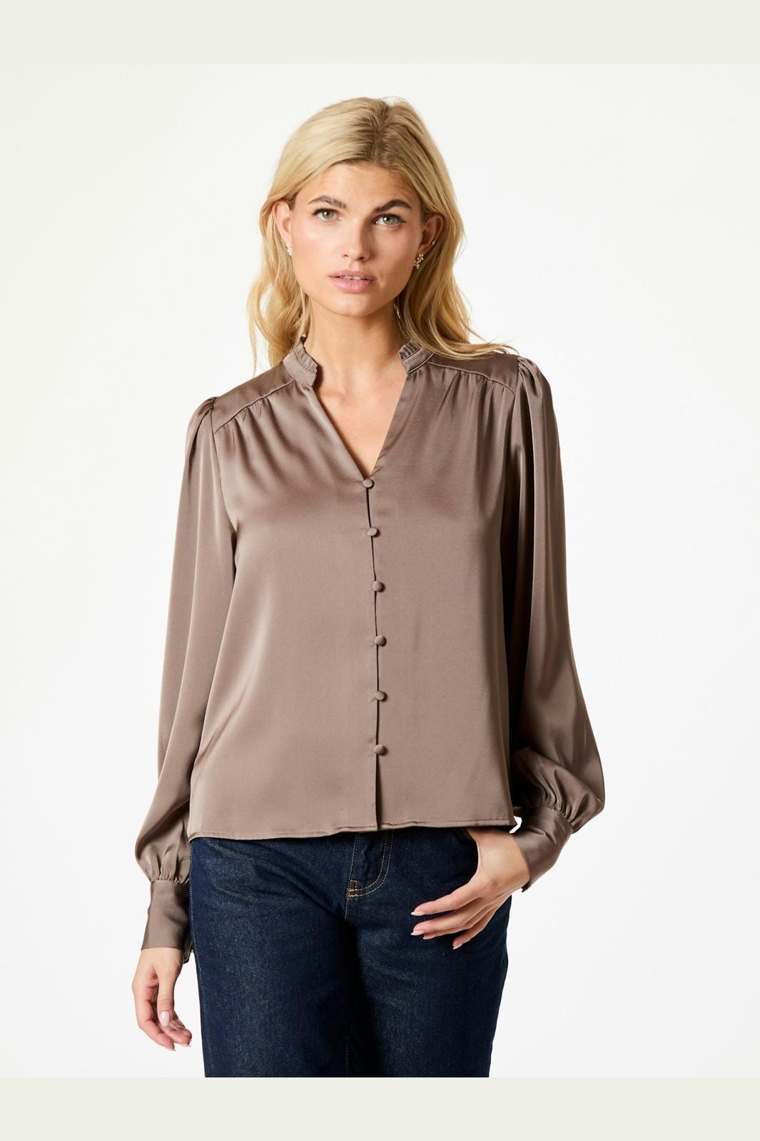 Neo Noir - Massima Drapy Satin Blouse - Dark Taupe