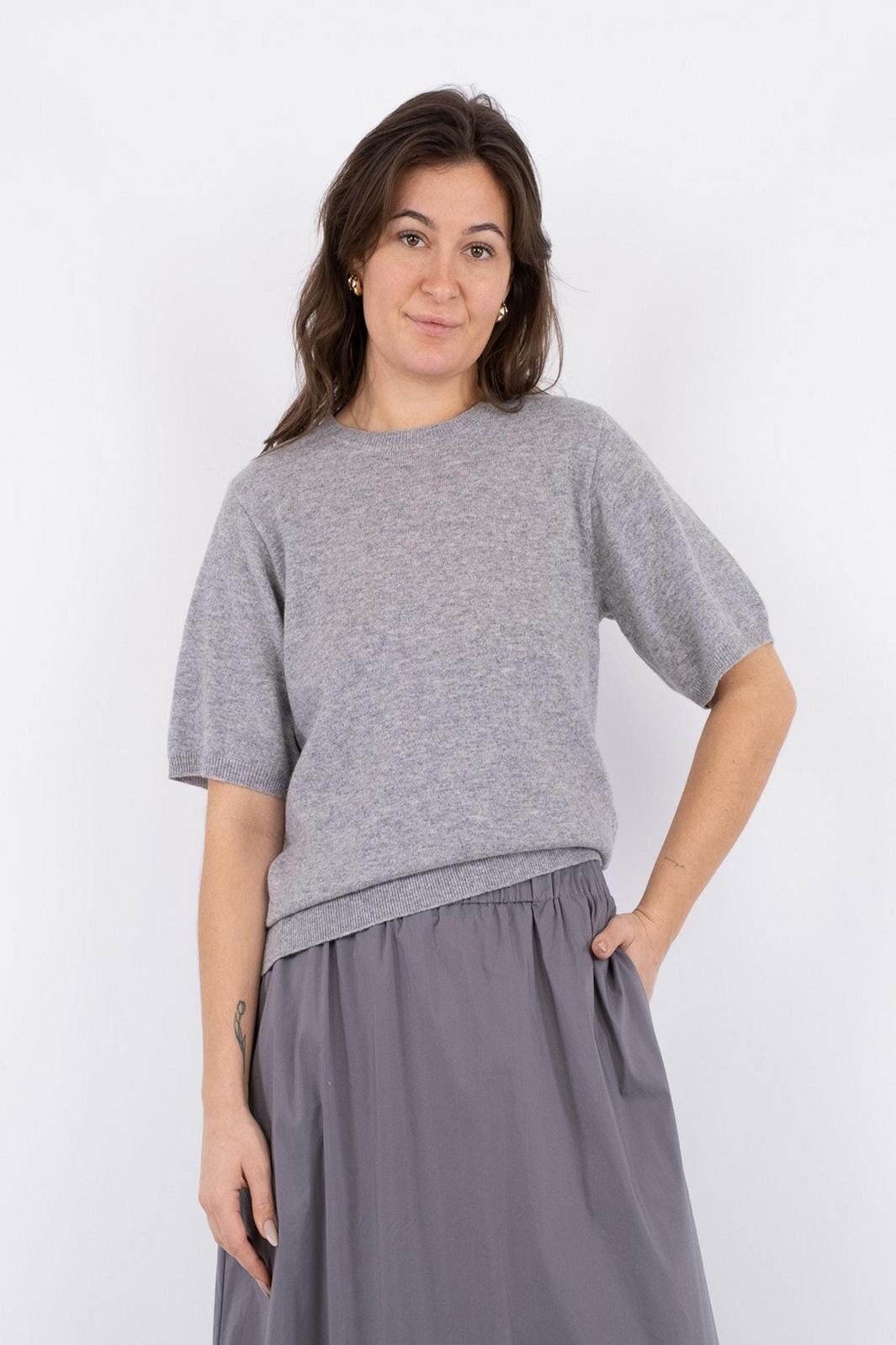 Forudbestilling - Neo Noir - Missy Knit Tee - Light Grey Melange Strikbluser 