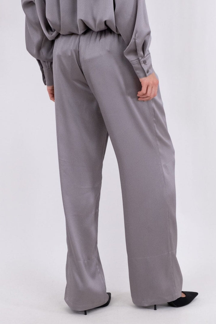 Neo Noir - Nola Crepe Satin Pants - Grey Bukser 