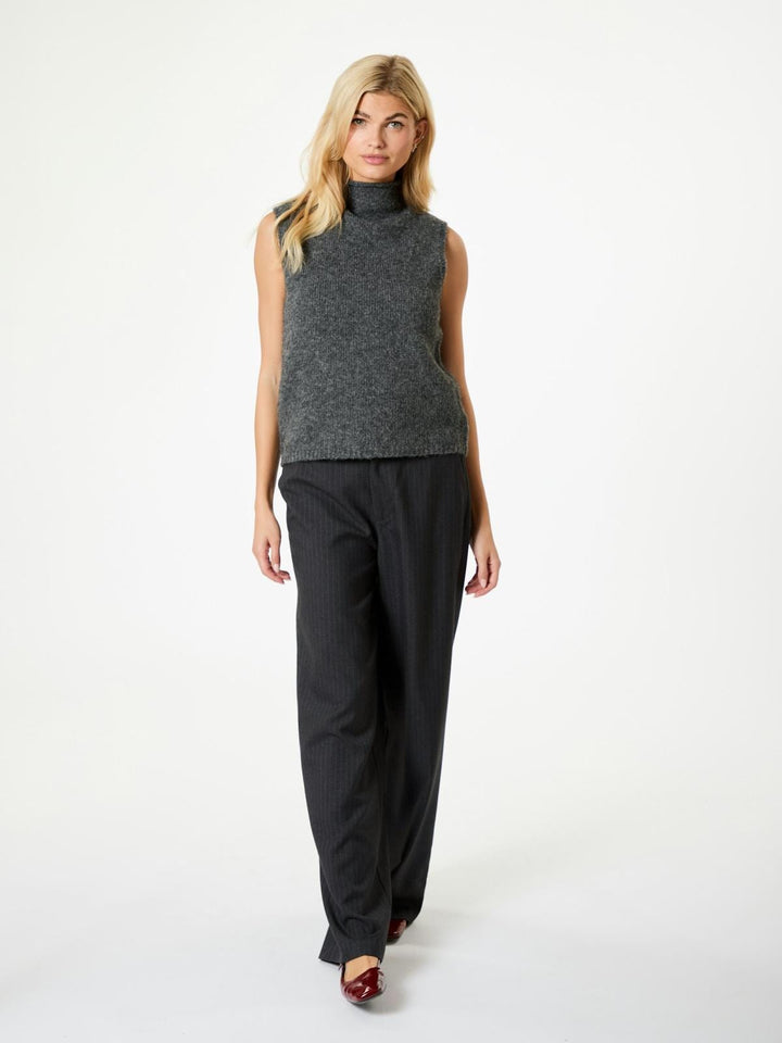 Neo Noir - Odelia Knit Top - Antracit Strikbluser 