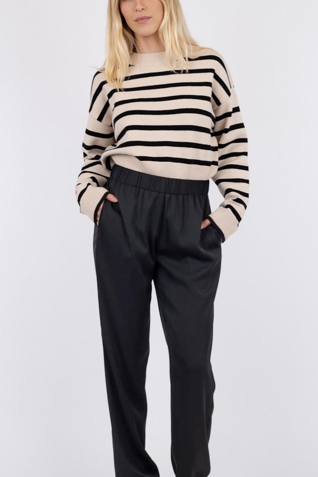 Neo Noir - Rebekka Stripe Knit blouse - Sand Strikbluser 