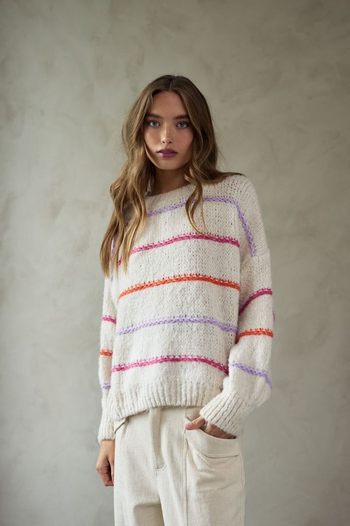 Noella - Kalita Knit - 1269 Oyster Berry Stripe Strikbluser 