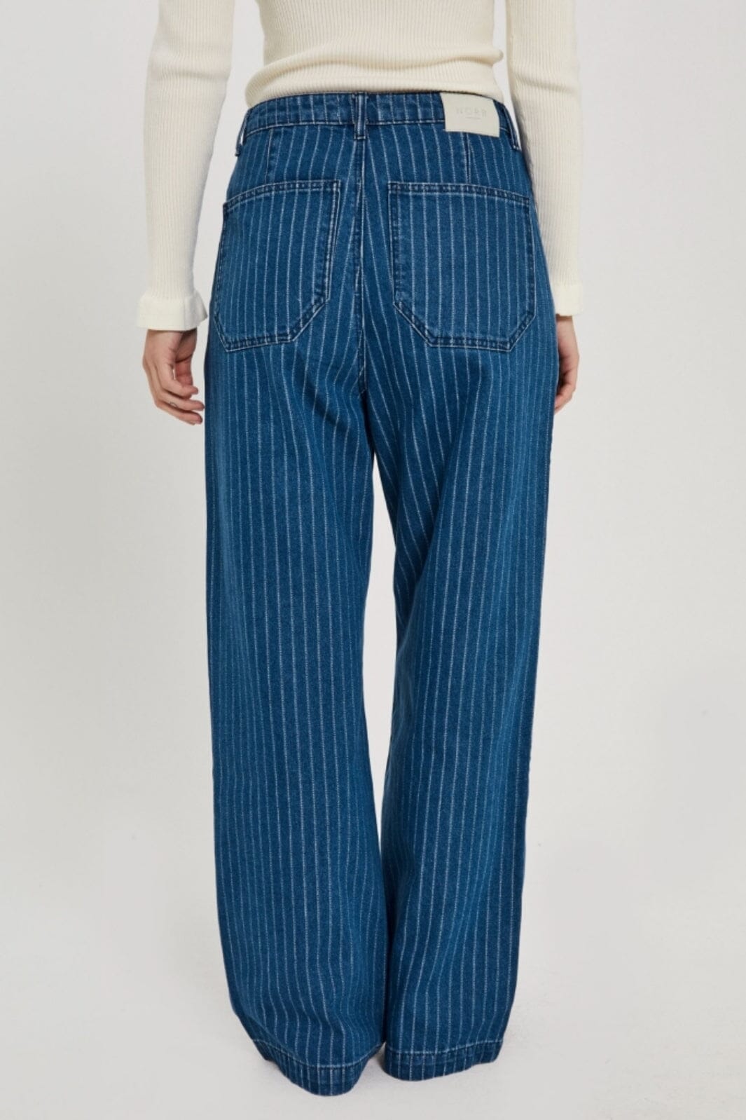 Norr - Kenzie Pleat Wide Jeans - Clear Blue W. Stripes Bukser 