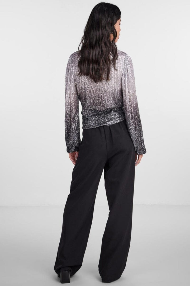 Pieces - Pcdelphia Ls New Wrap Top - 4351335 Magnet Gradient Silver Sequins Bluser 