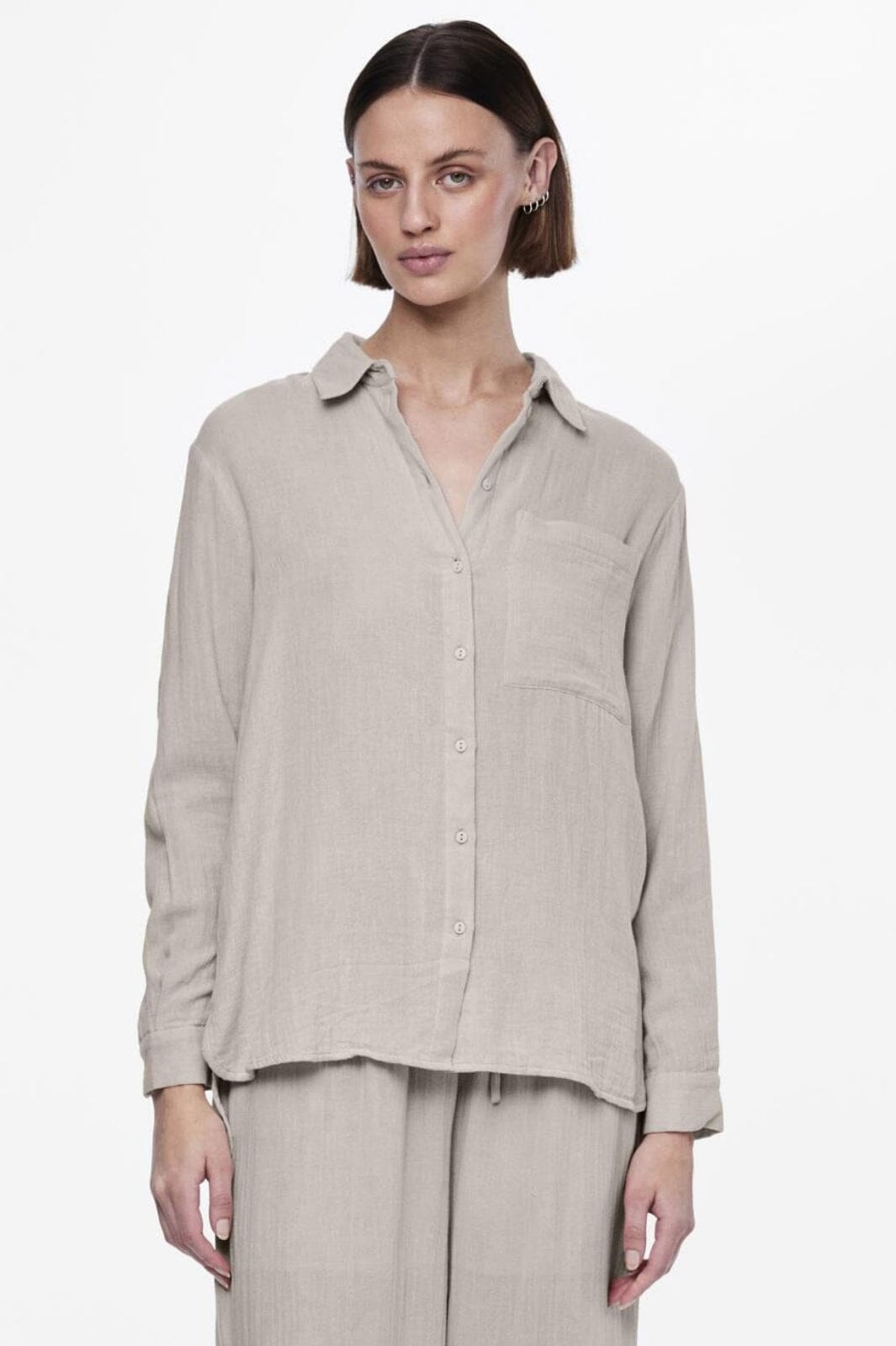 Pieces - Pcmastina Ls Relaxed Shirt - 4475446 Silver Gray Skjorter 