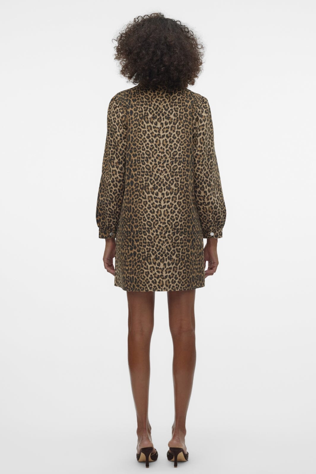 Vero Moda - Vmlucie Ls Short Leo Dress - 4730249 Silver Mink Leopard Kjoler 